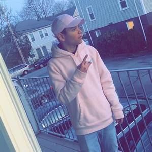 Meet your Posher, Carlos eduardo